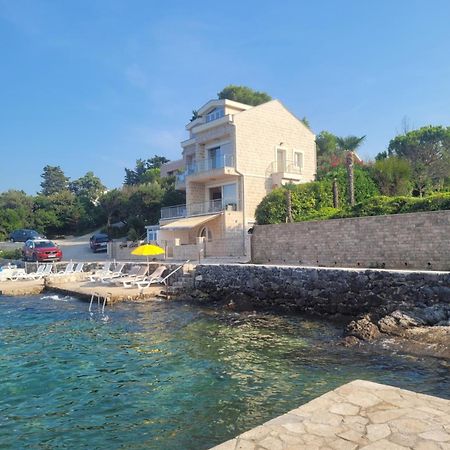 Villa Leut Montesol Tivat Krasići Exterior foto