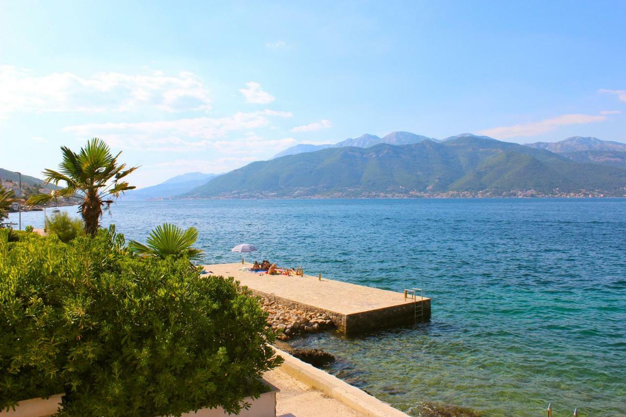 Villa Leut Montesol Tivat Krasići Exterior foto